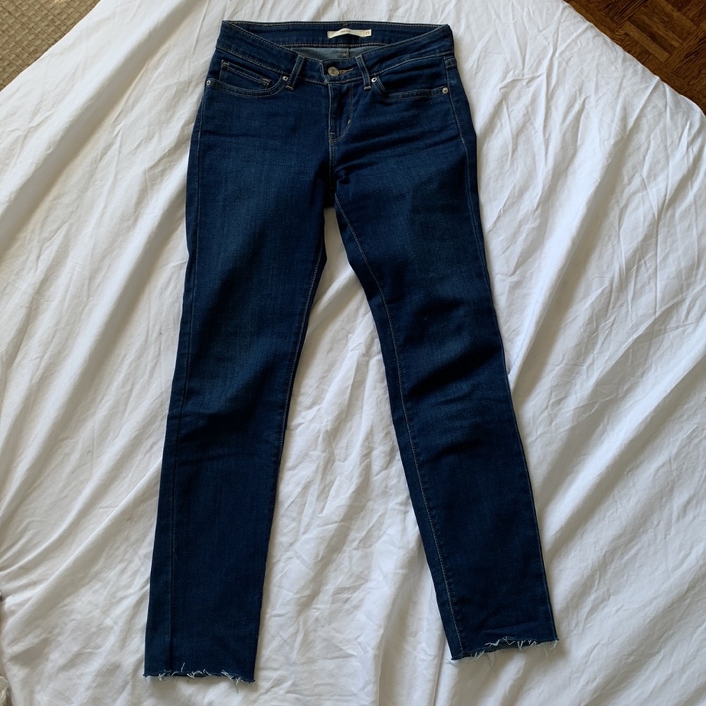 712 Levi’s Slim Fit Jeans - Picture 3 of 6